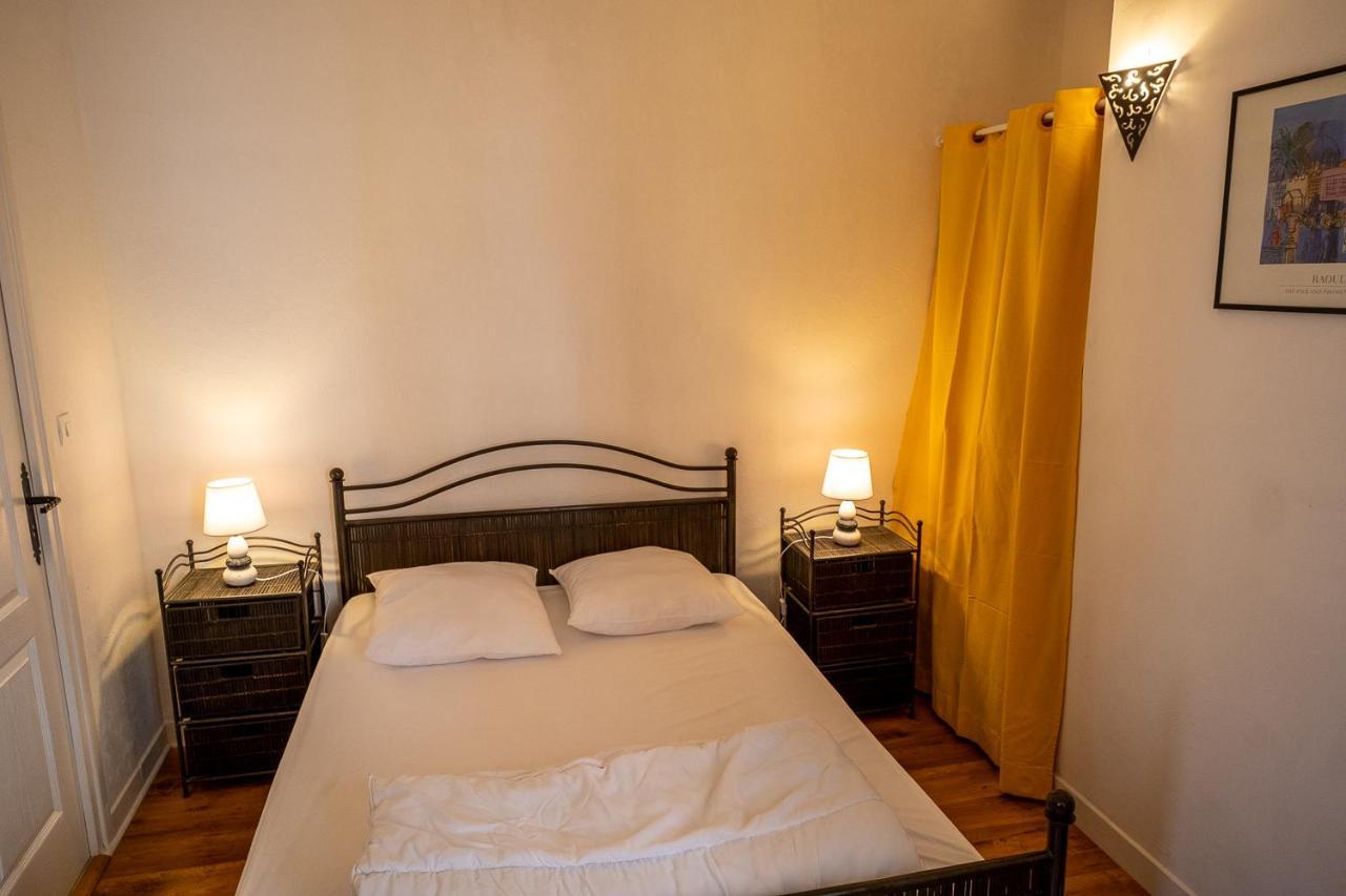 Appartement Place Des Cordeliers Dinan Eksteriør bilde